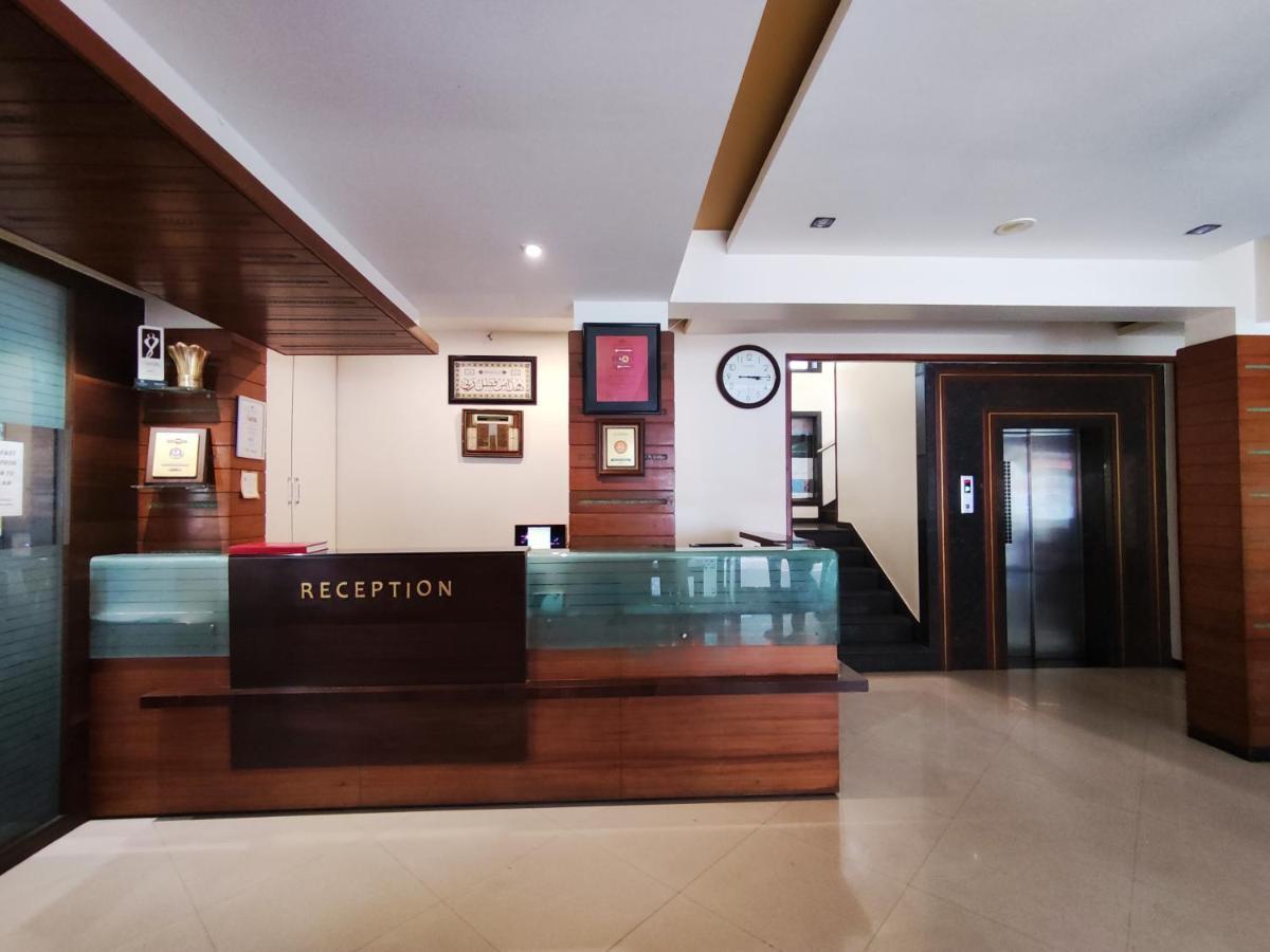 Jaffer Bhai'S Brickland Hotel Панчгани Экстерьер фото