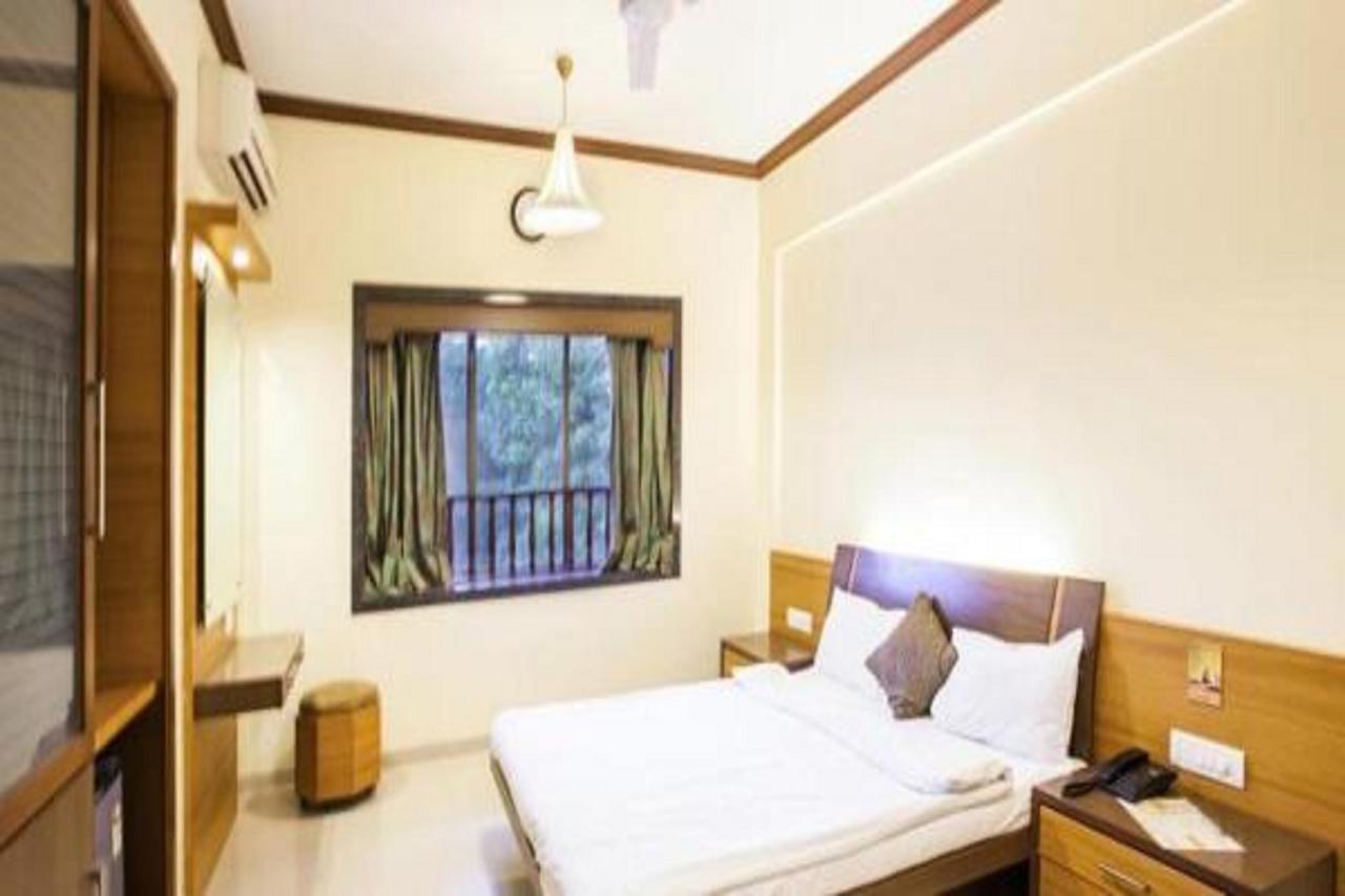Jaffer Bhai'S Brickland Hotel Панчгани Экстерьер фото