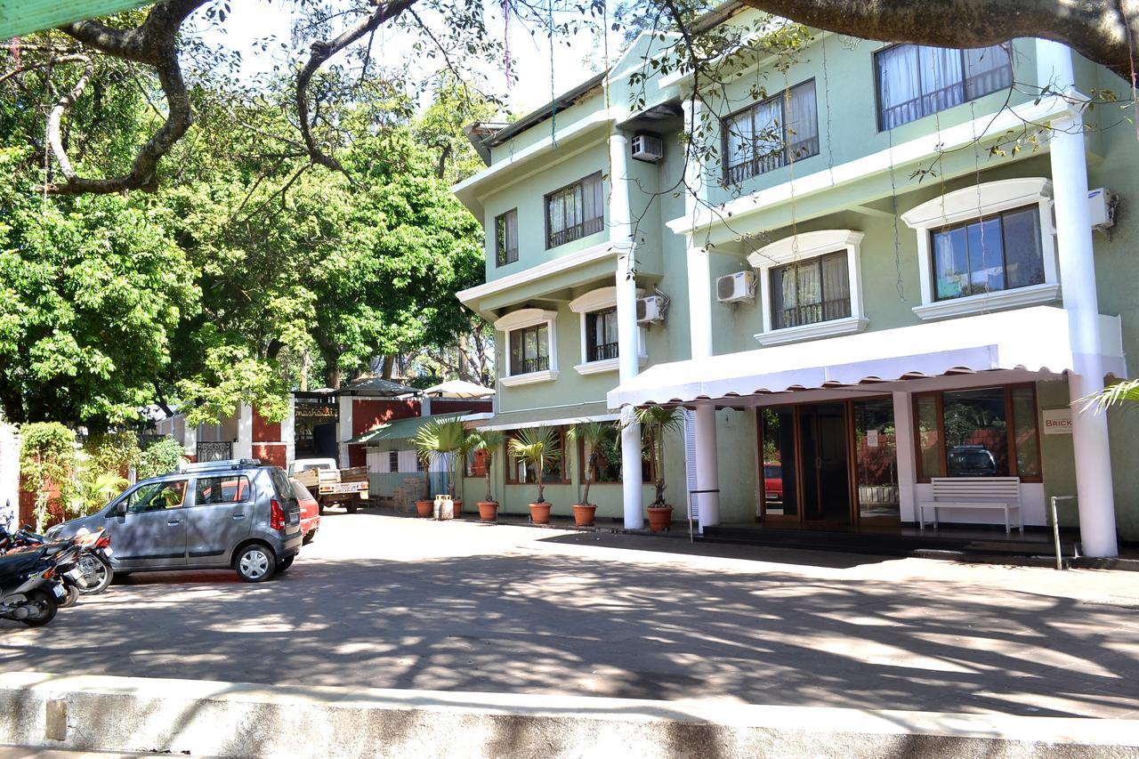 Jaffer Bhai'S Brickland Hotel Панчгани Экстерьер фото